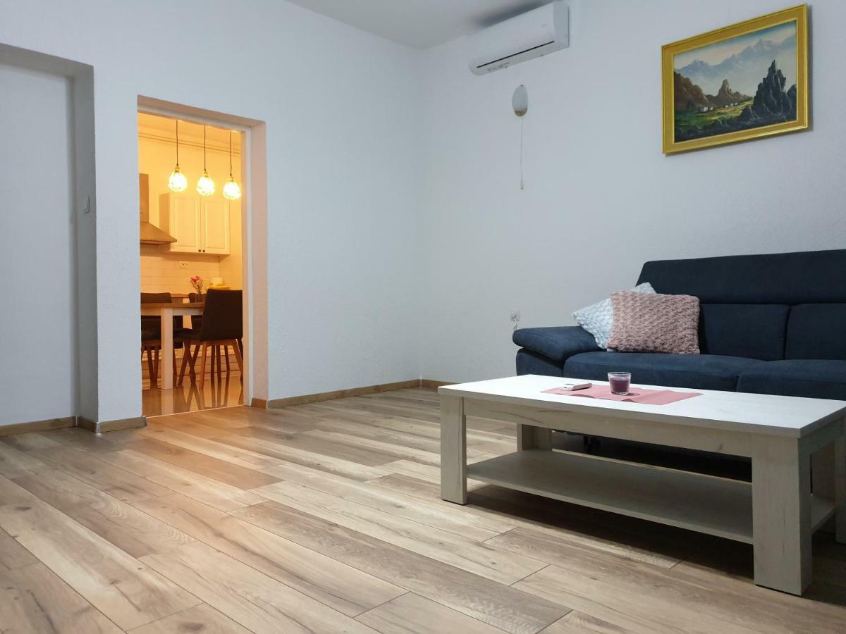 Apartment Kristina Vlasici Luaran gambar